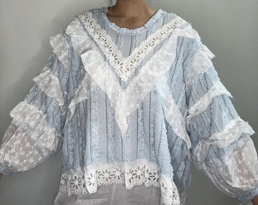 There She Goes Blouse (Blue)