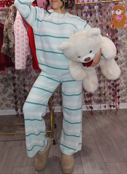 Mint To Be Lounge Set